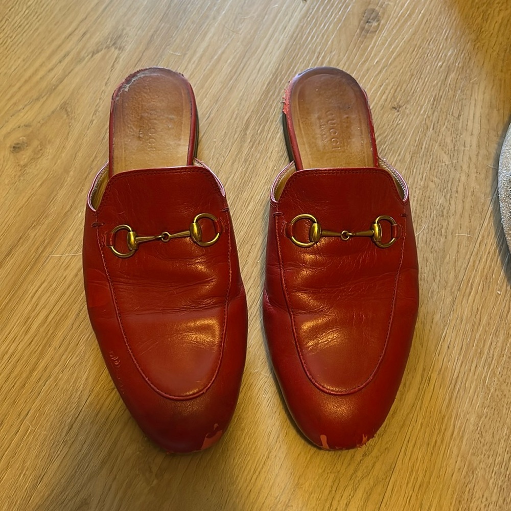 Gucci red princetown leather slipper